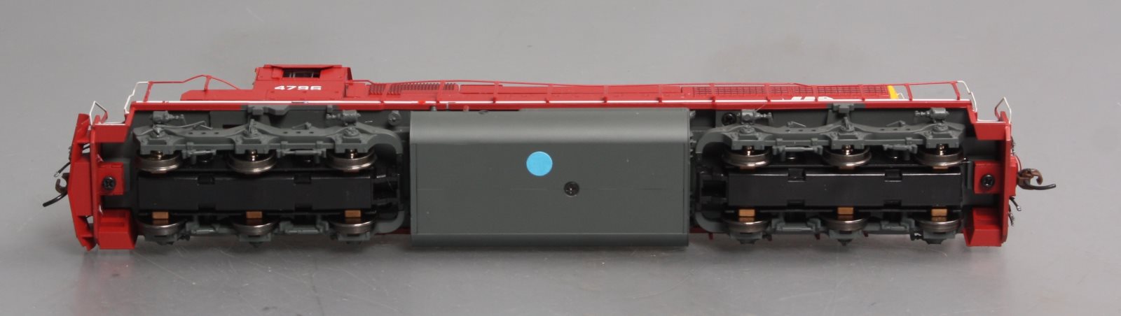 Athearn 71533 HO Rock Island SD40-2 Diesel Locomotive Ready To Run #4796