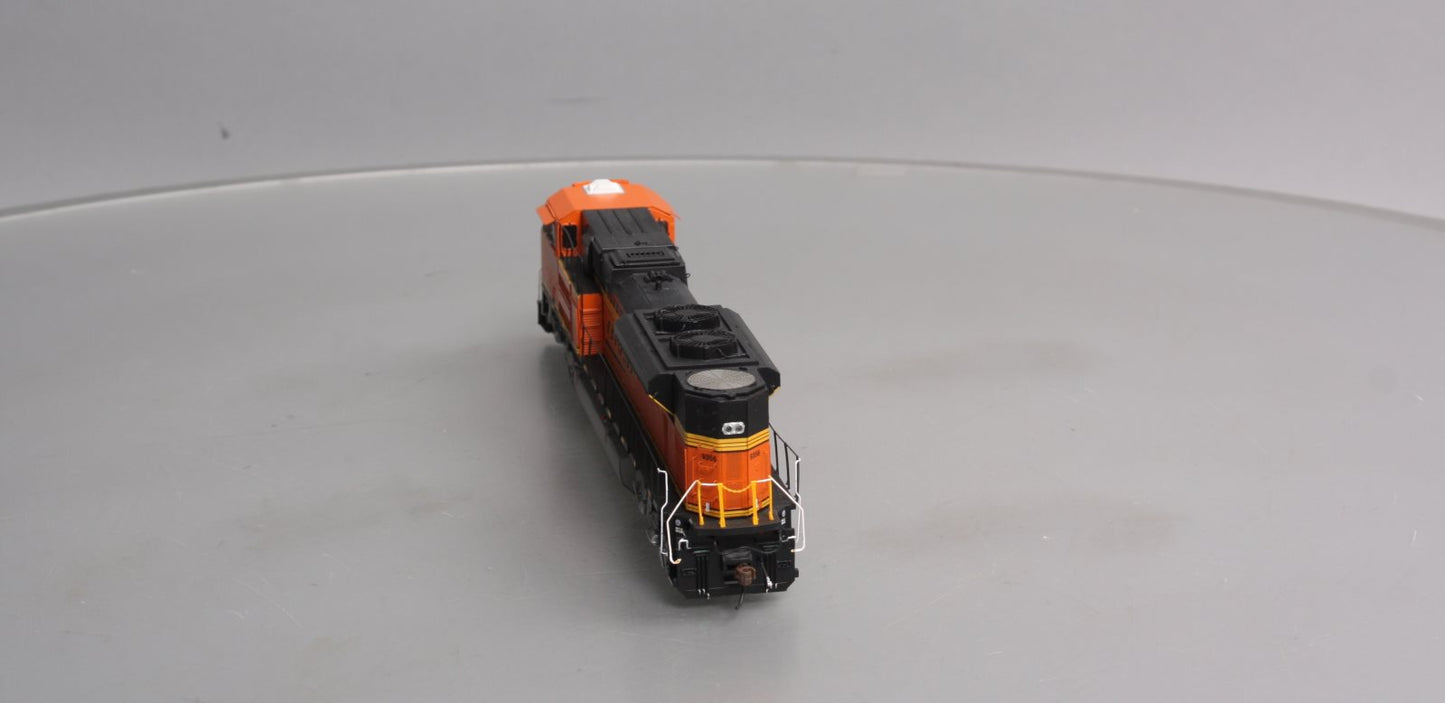 Athearn G68866 HO BNSF SD70ACe Diesel Locomotive with DCC & Sound #9356