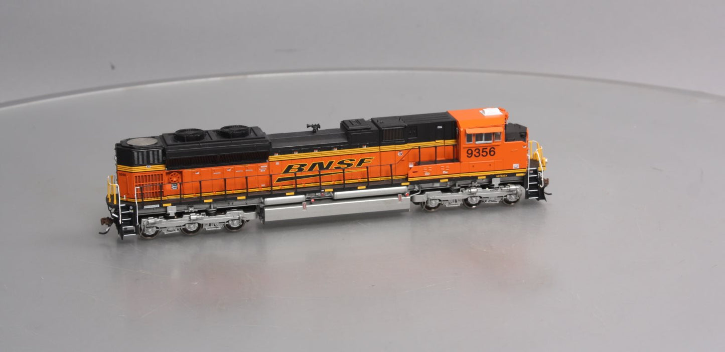 Athearn G68866 HO BNSF SD70ACe Diesel Locomotive with DCC & Sound #9356