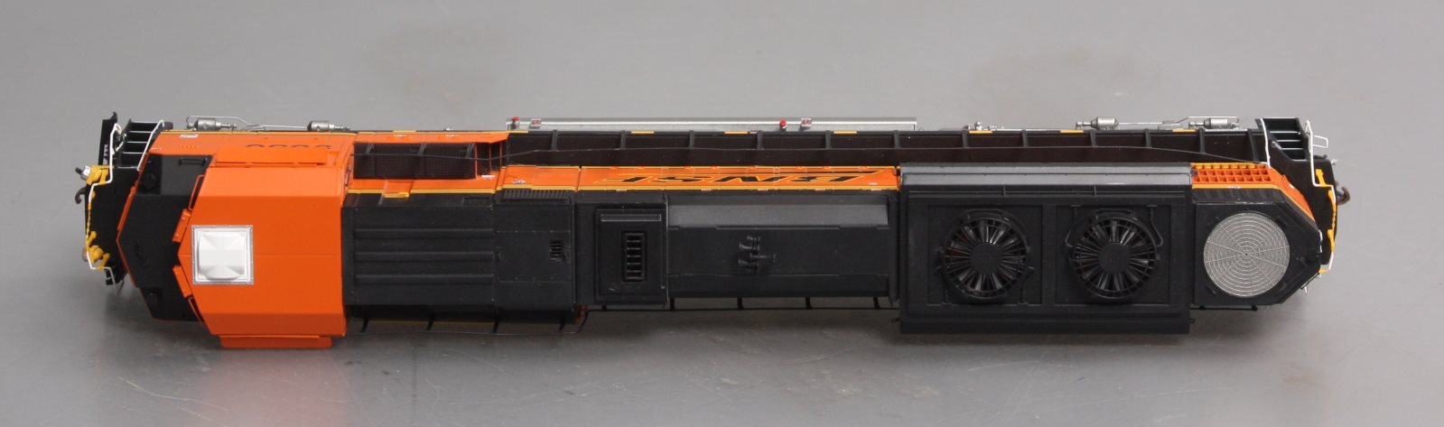 Athearn G68866 HO BNSF SD70ACe Diesel Locomotive with DCC & Sound #9356