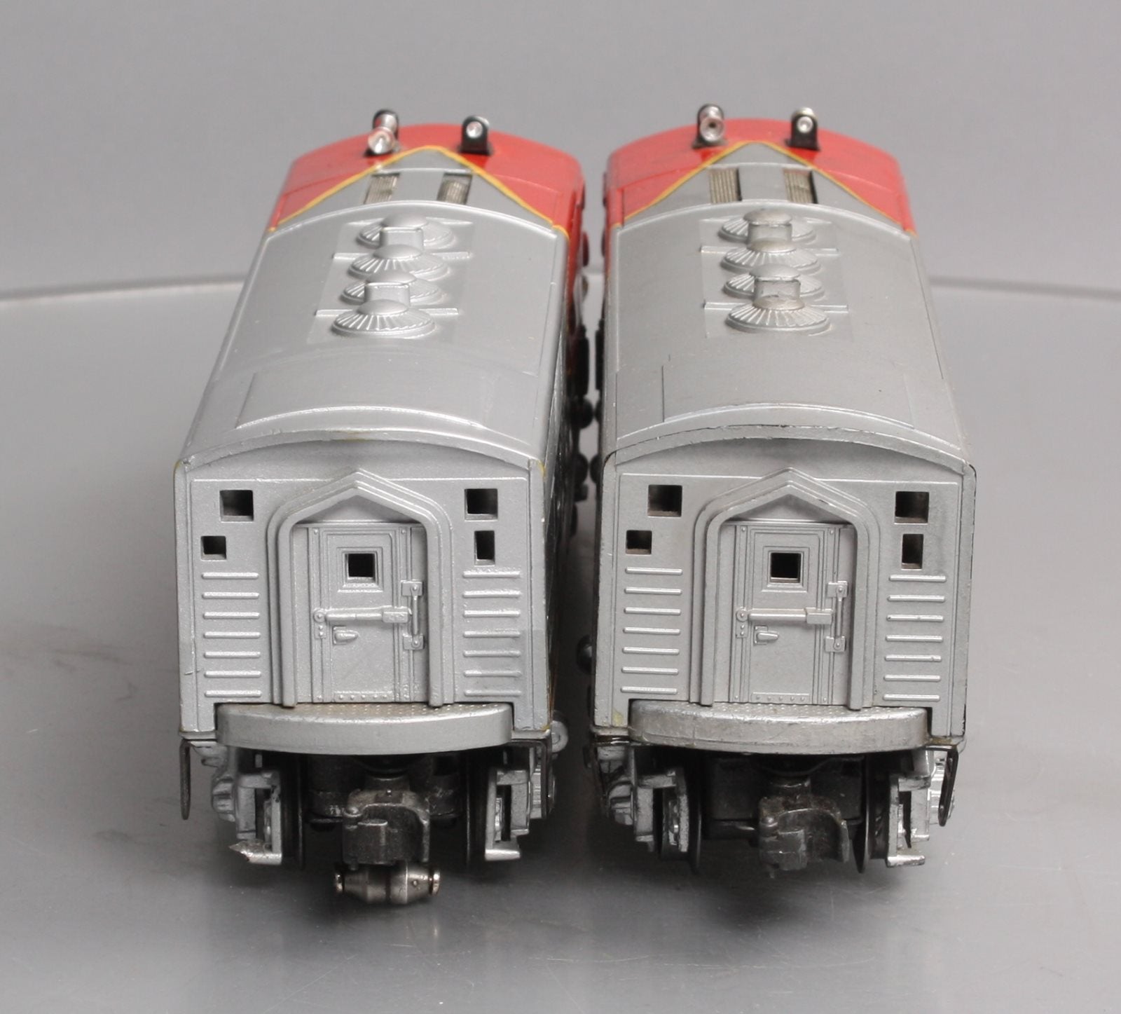 Amazon.com: Bachmann Trains - EMD GP40 Diesel Locomotive