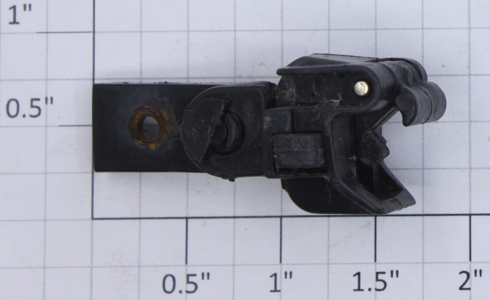 Bachmann 92419X G Scale Operating Knuckle Coupler & Bracket w/o Spring