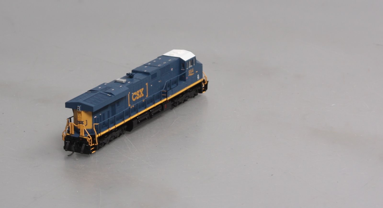 Fox Valley Models 70281 N CSX ES44AC Diesel Locomotive #954