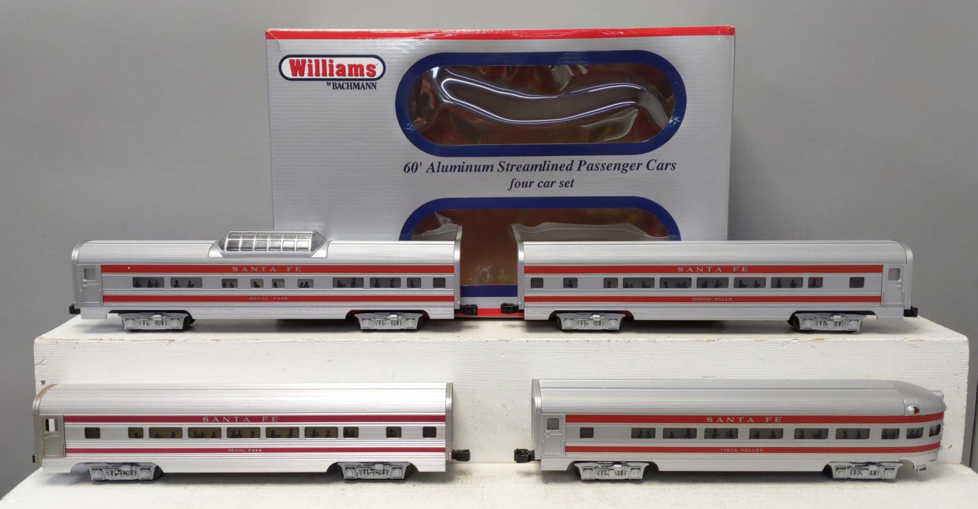 Williams 43098 O Santa Fe 60 Ft. Streamline Passenger 4-Car Set
