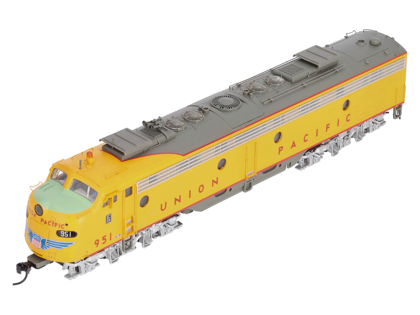 Walthers 920-41385 HO Union Pacific EMD E9AM Locomotive #951