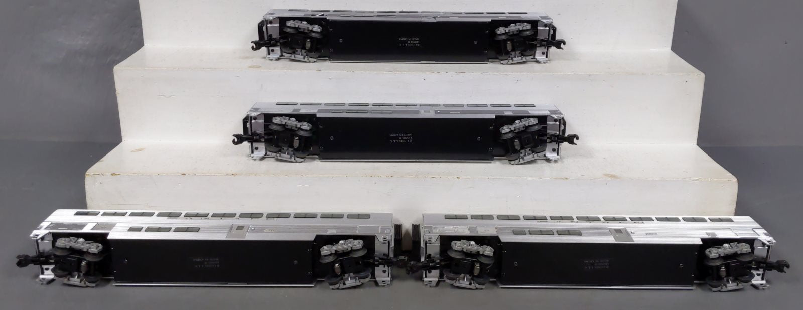 Lionel 6-39129 Santa Fe Hi-Level Aluminum Car Set LN/Box