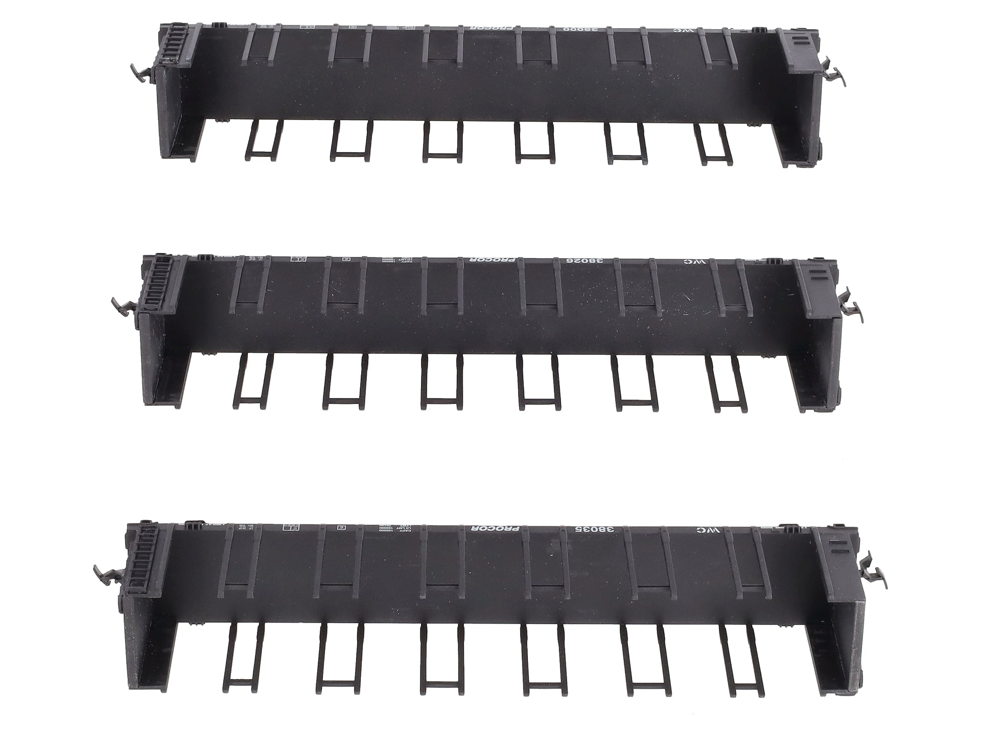 Walthers 932-33153 HO Scale Wisconsin Central 63' Pulpwood Freight Cars (3)