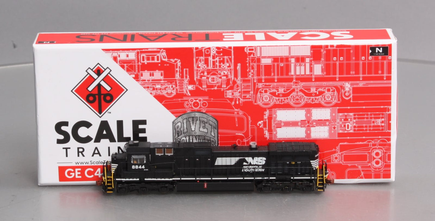 Scale Trains SXT38536 N NS GE C40-9 Horsehead Diesel Locomotive #8844 w/ DCC EX/Box