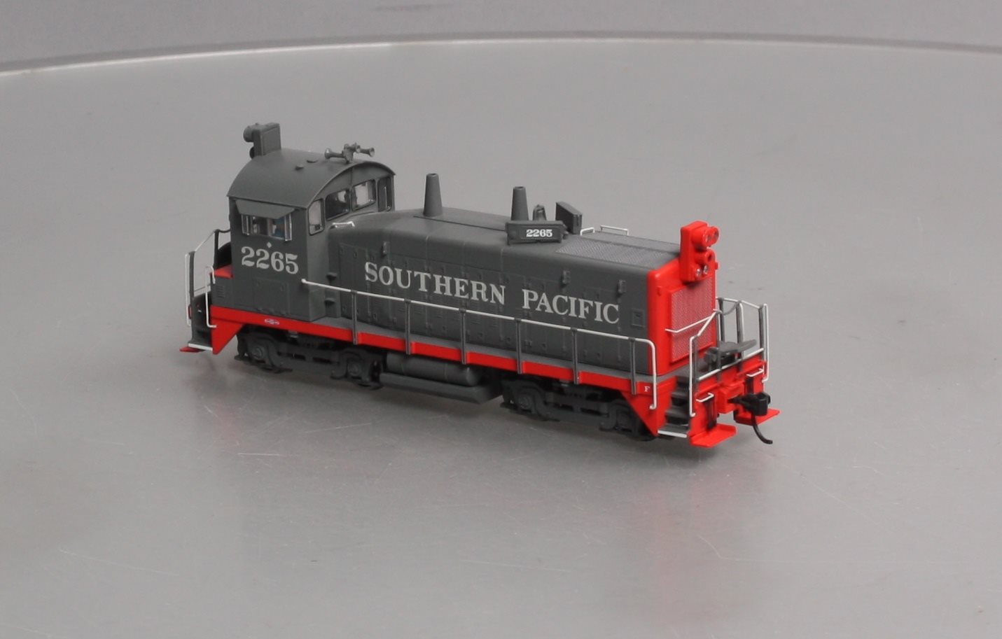 Walthers 920-41513 HO SP EMD SW1200 Diesel Loco - LokSound 5 Sound & DCC #2265