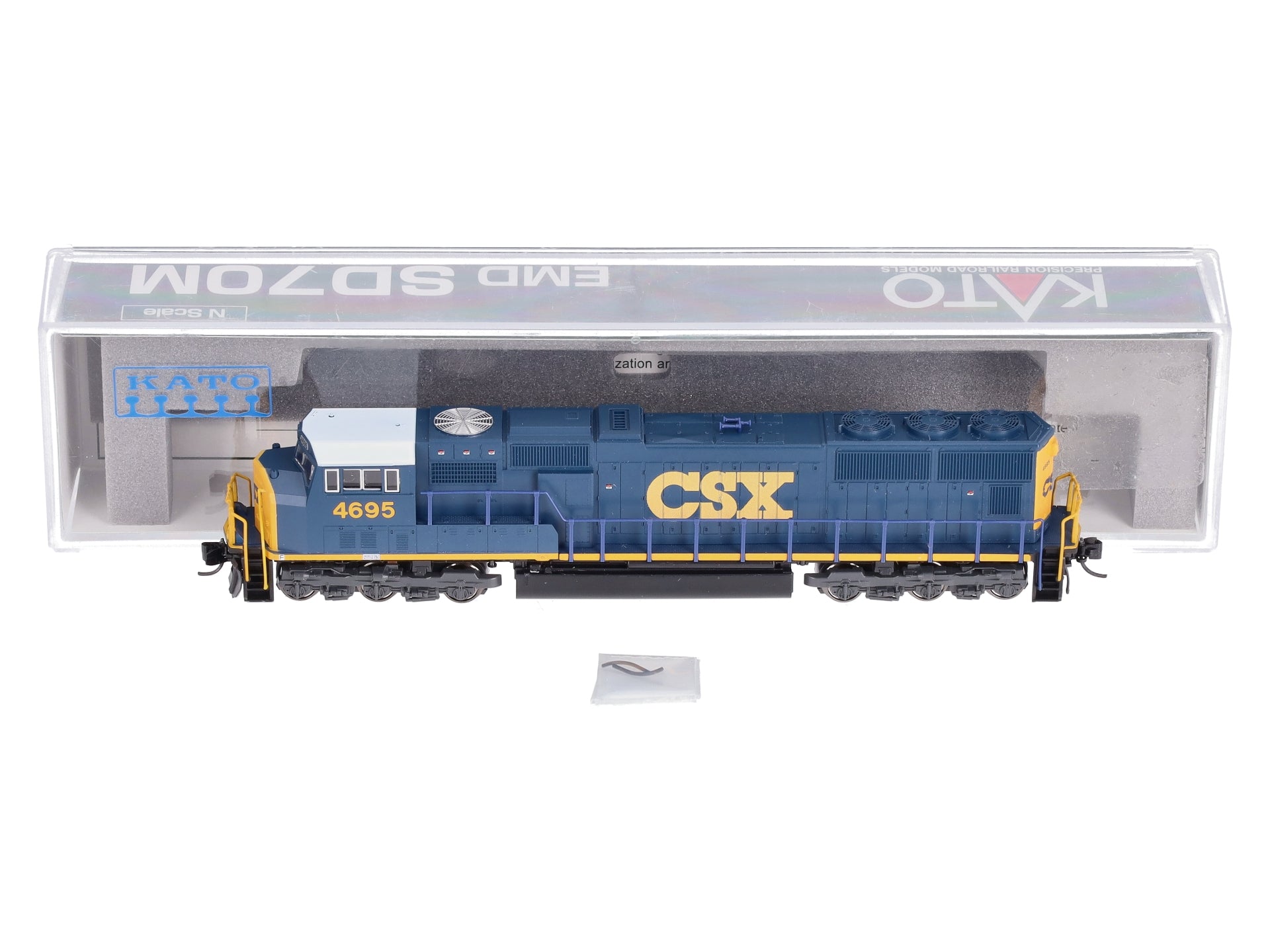 Kato 176-7610 N CSX EMD SD70M Flat Radiator Diesel Locomotive #4695