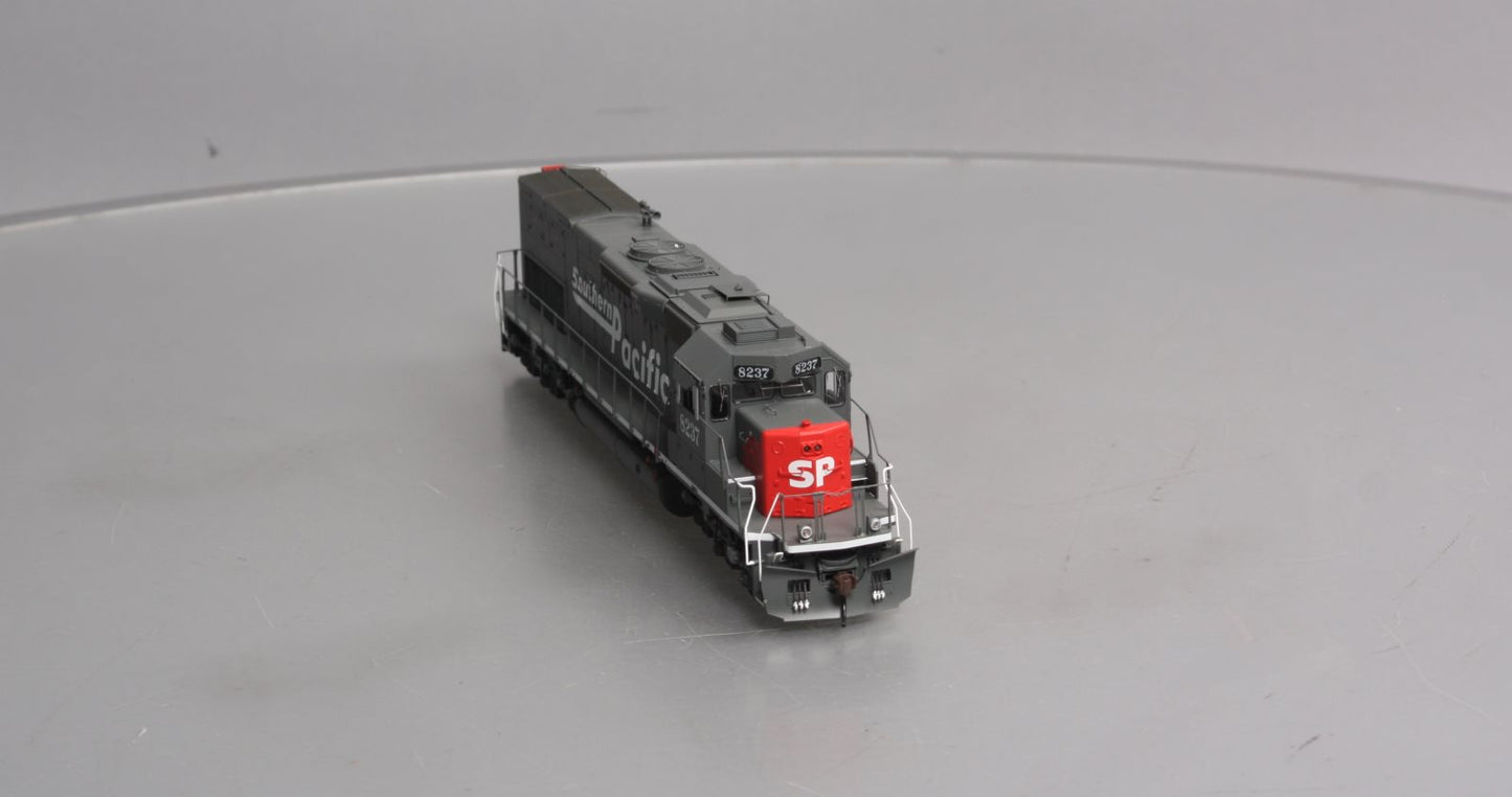 Athearn 73152 HO Southern Pacific SD40T-2 Diesel Locomotive w/DCC & Sound #8237