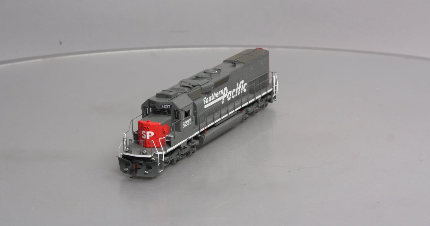 Athearn 73152 HO Southern Pacific SD40T-2 Diesel Locomotive w/DCC & Sound #8237