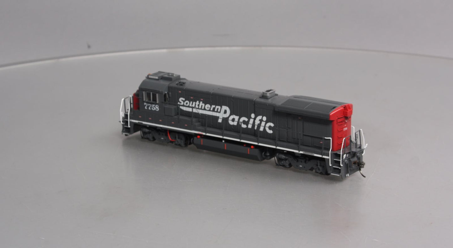 Rapido Trains 018567 HO Southern Pacific B36-7 Diesel with Sound #7758