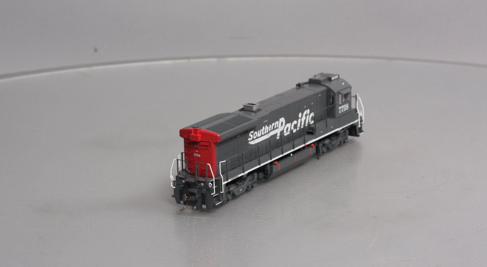Rapido Trains 018567 HO Southern Pacific B36-7 Diesel with Sound #7758