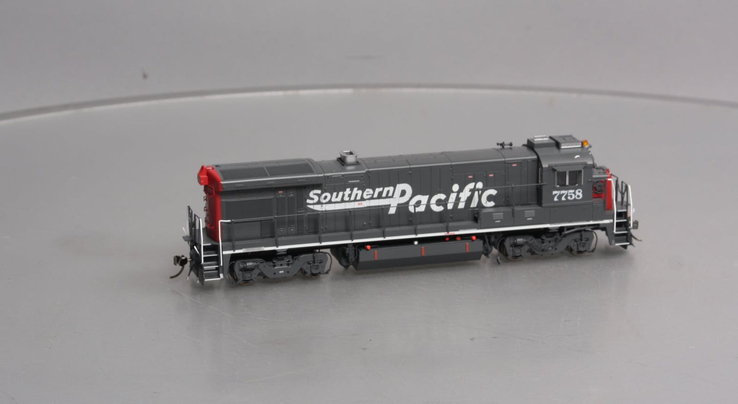 Rapido Trains 018567 HO Southern Pacific B36-7 Diesel with Sound #7758