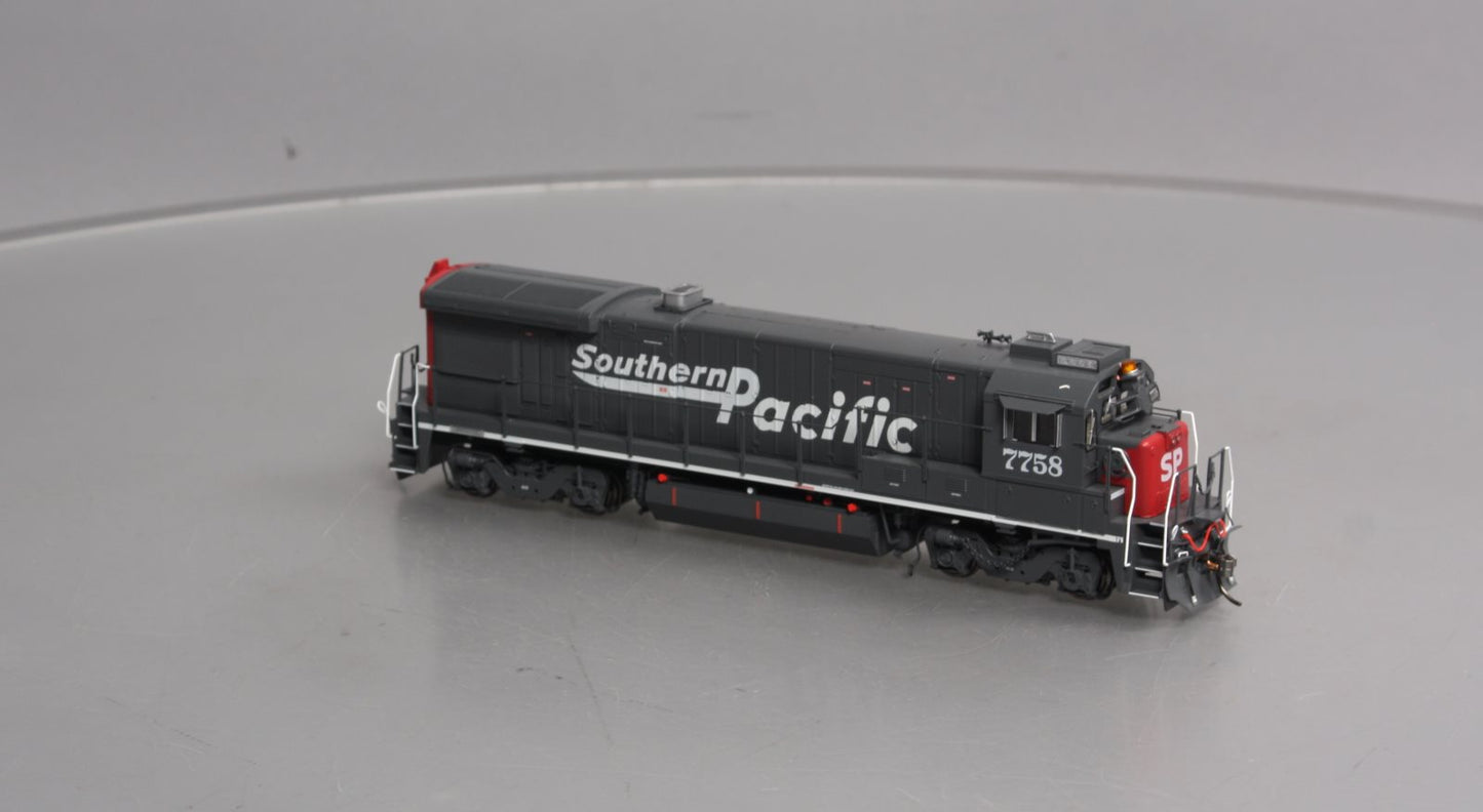 Rapido Trains 018567 HO Southern Pacific B36-7 Diesel with Sound #7758