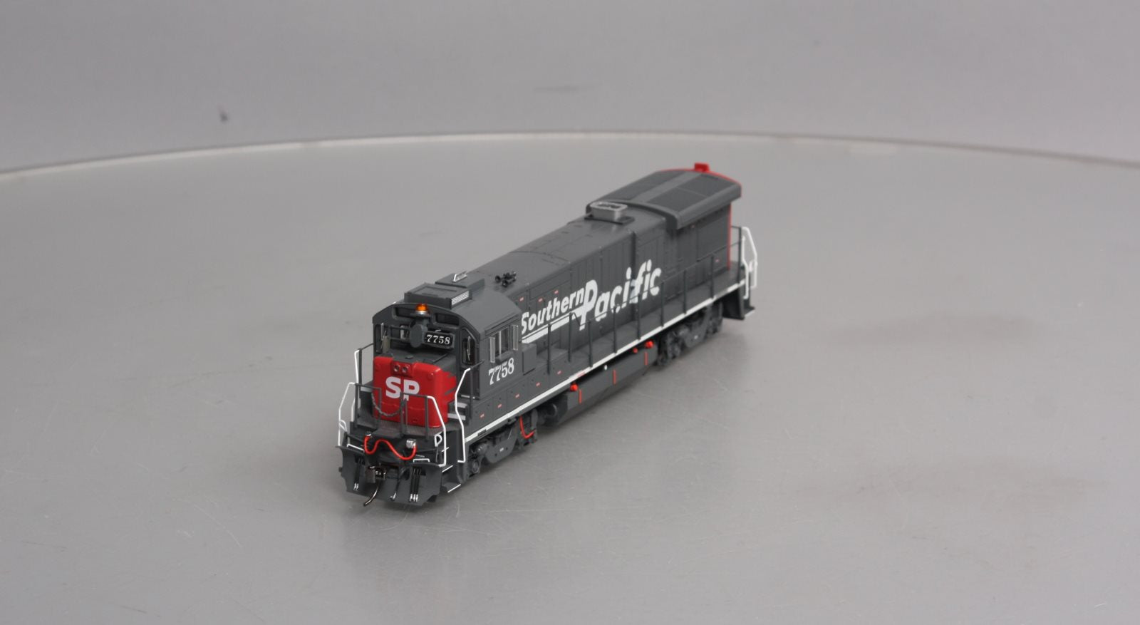Rapido Trains 018567 HO Southern Pacific B36-7 Diesel with Sound #7758