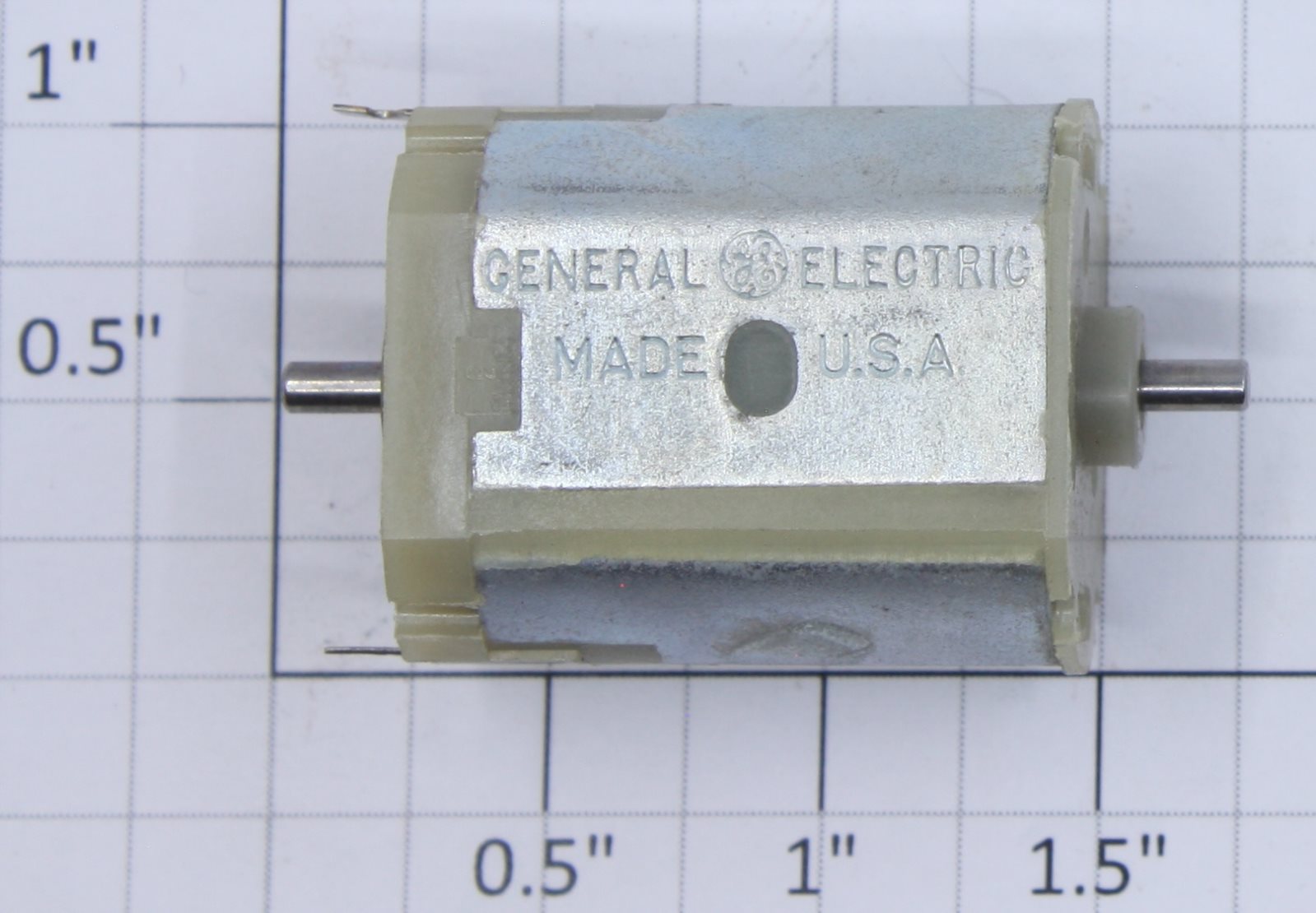 Lionel 55500-700 12 Volt DC Dual Shaft Motor