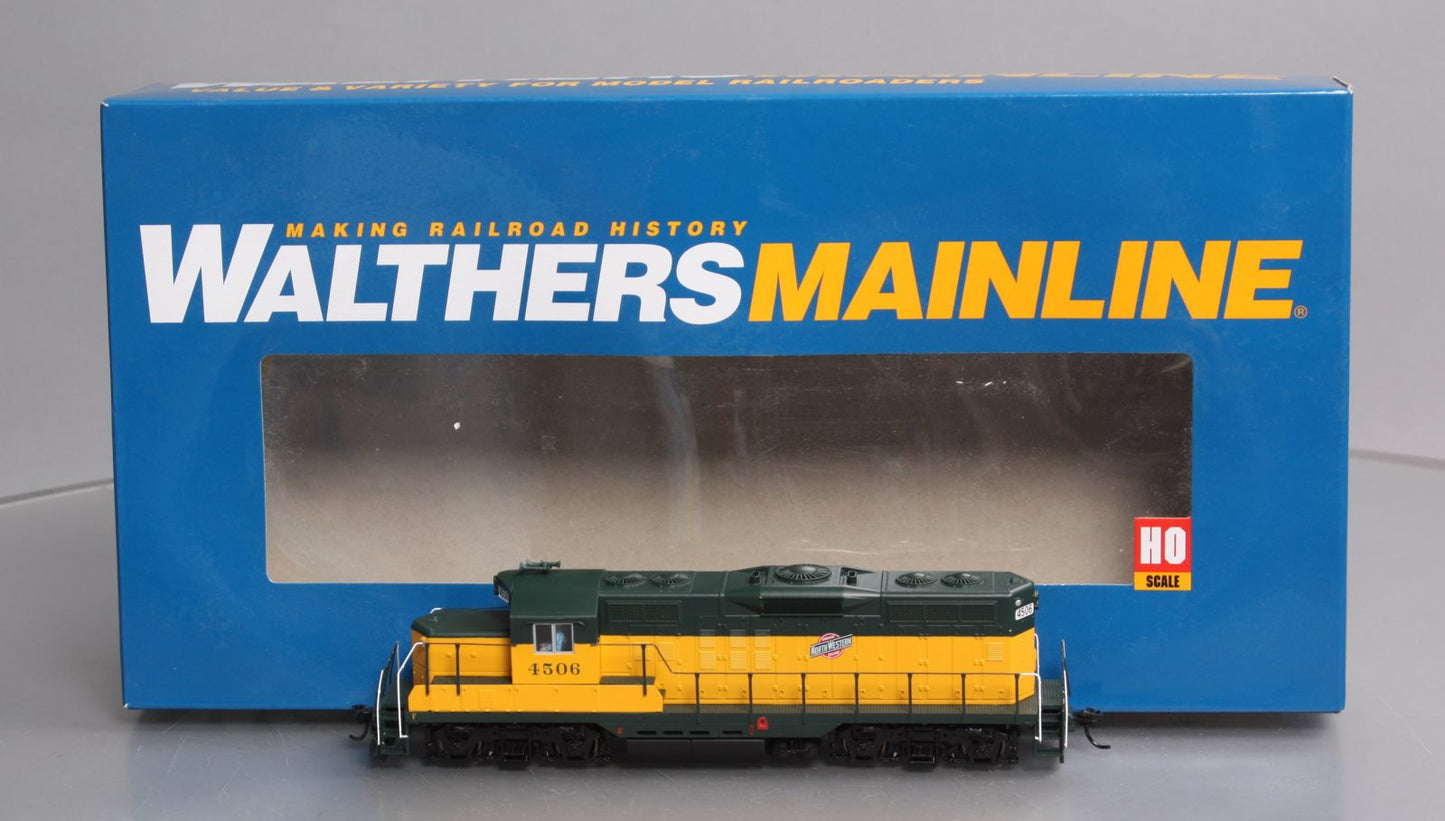 Walthers 910-20406 HO Chicago & North Western EMD GP9 Phase II Diesel Loco #4506