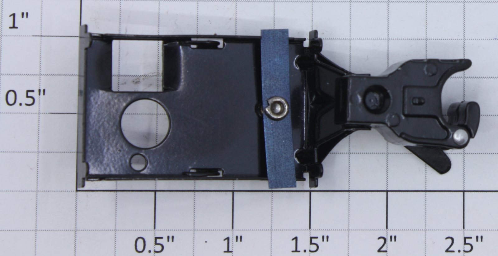 Lionel 483-2X-2 Base Plate w/ Operating Coupler w/o Slide Shoe and Contact