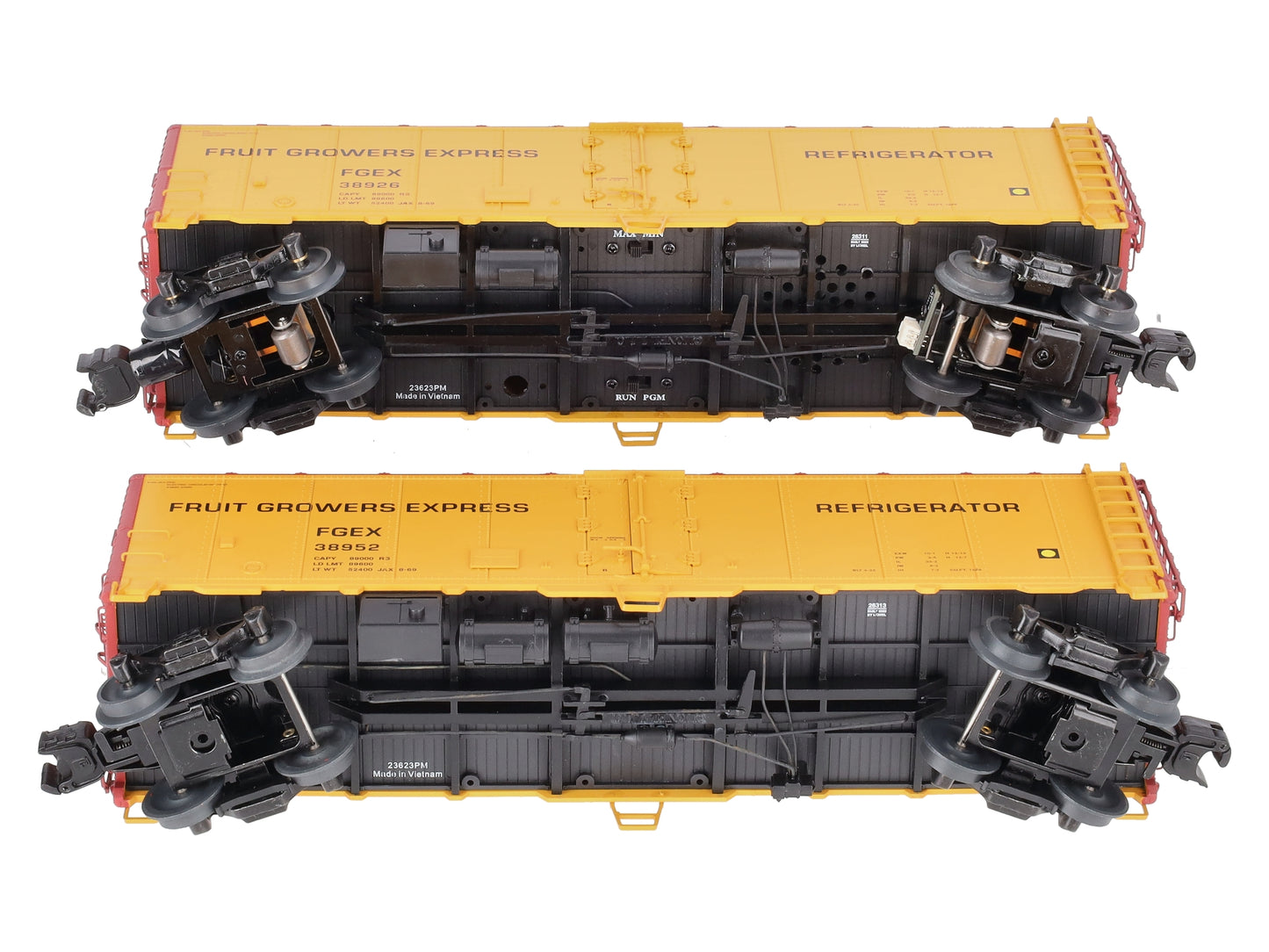 Lionel 2326310 O VISIONLINE Fruit Growers Express Reefer (Set of 3)
