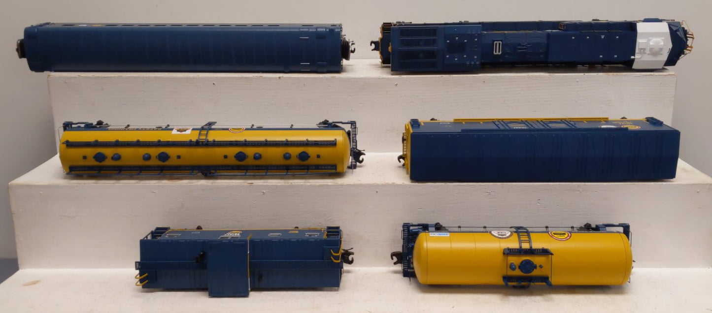 MTH 20-20513-1 O Gauge CSX ES44 Loco Safety Electric Train Set w Proto-Sound 3.0