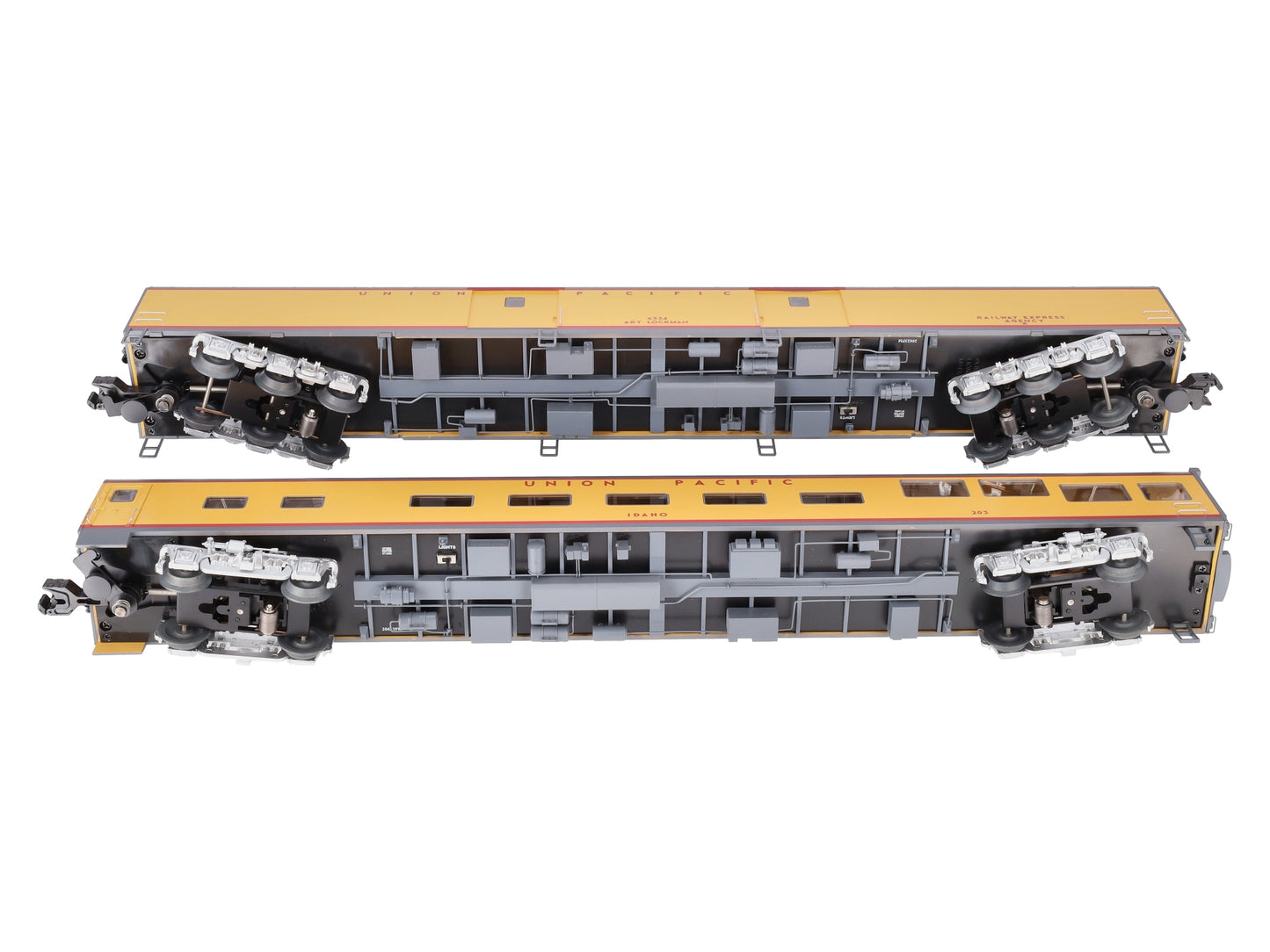 Lionel 2327280 O Union Pacific Excursion 21" Passenger Car (Set of 2)