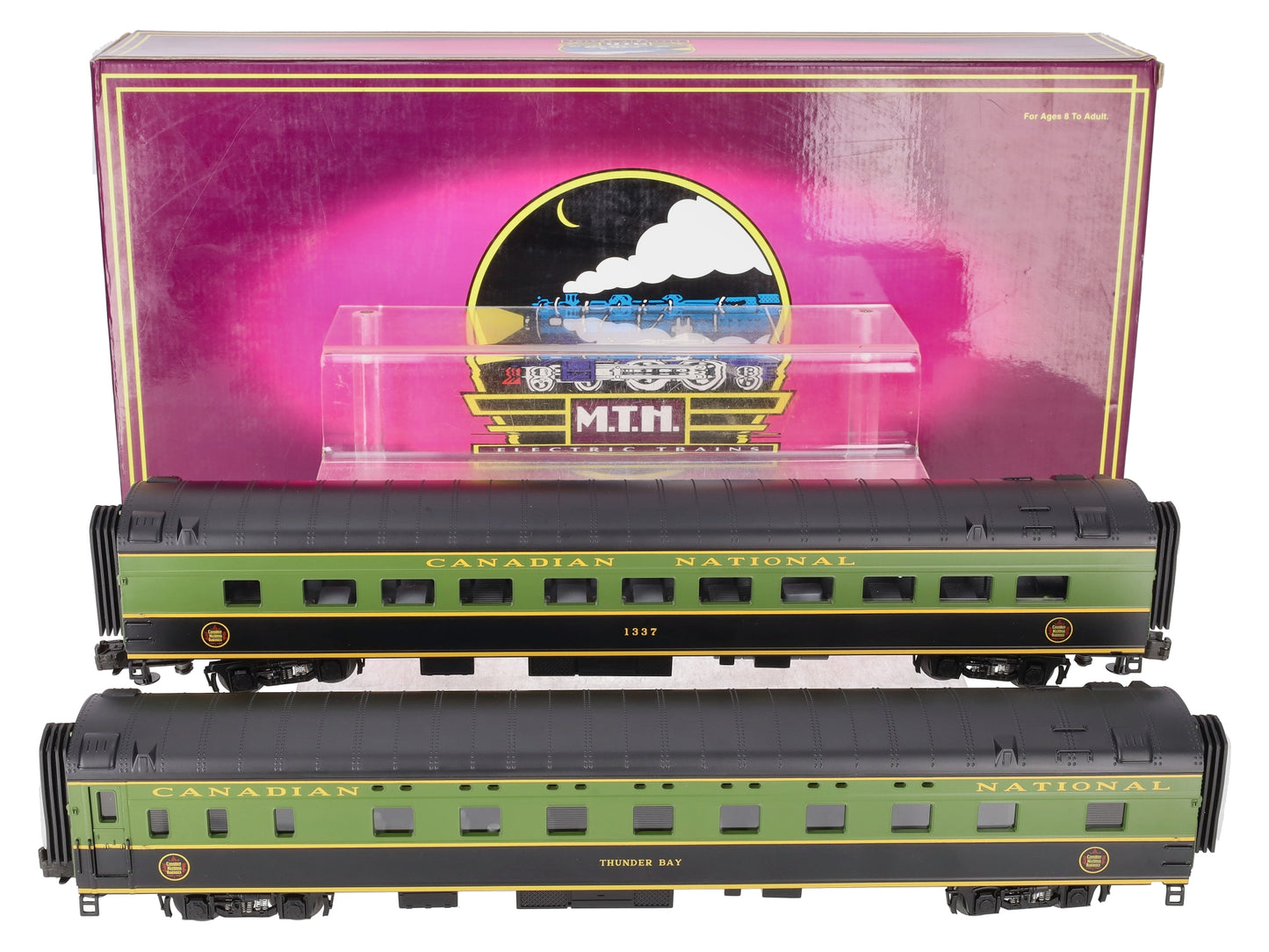 MTH 20-6674 O CN 70' Streamlined Sleeper/Diner Passenger Car Set (Set of 2) LN/Box
