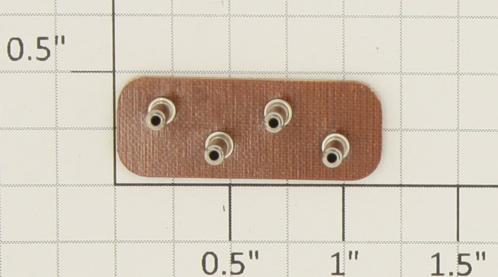 American Flyer XA10663 S Gauge Steam Locomotive 4-Prong Male Plug Terminal