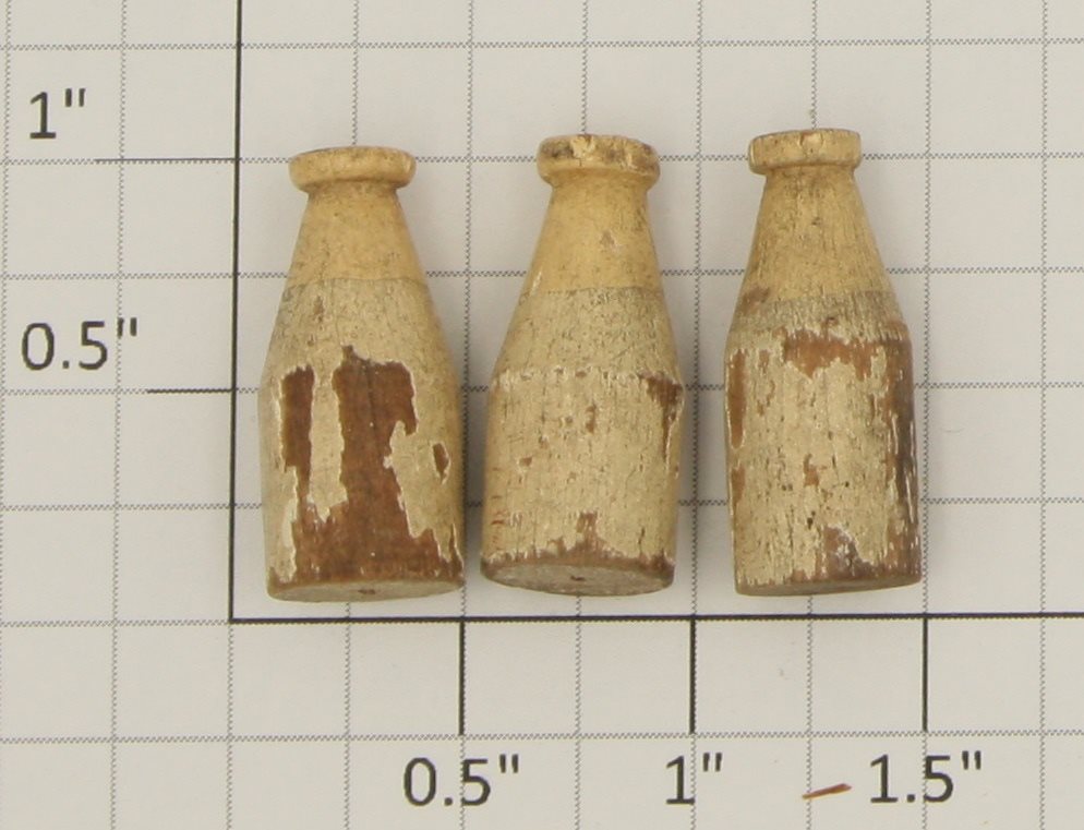 Lionel 0324-1 Wooden Cream or Milk Bottles 1" Tall (Set of 3)
