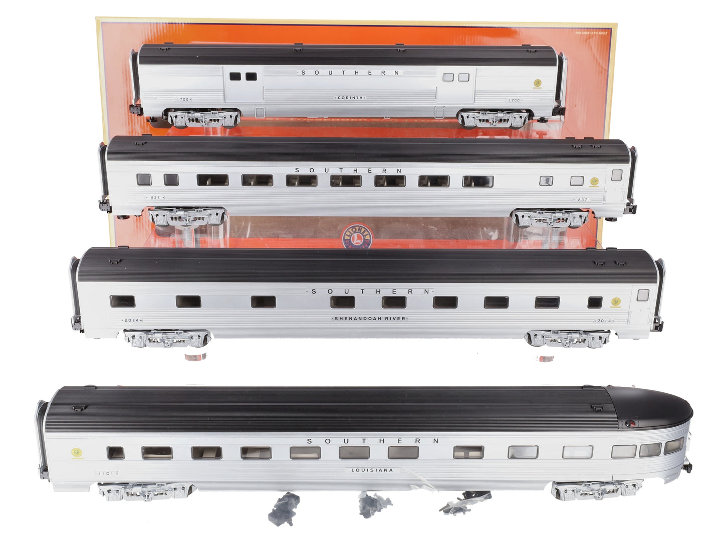 Lionel 6-82558 O Southern Streamlined Passenger Cars (Set of 4)