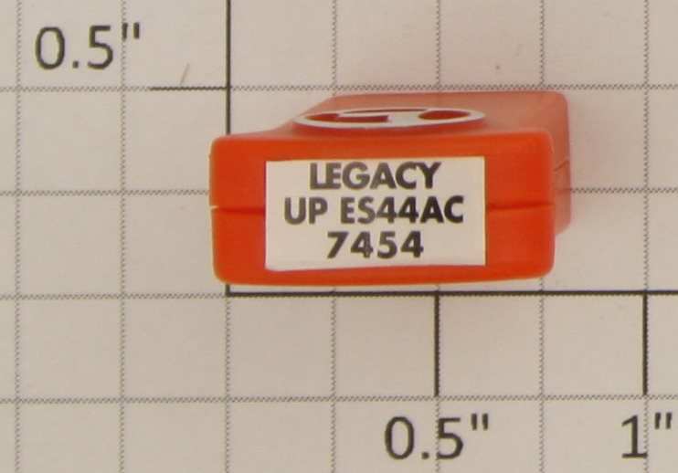 Lionel 691MM28396 Mem Mod / Es44Ac / Union Pacific #7454