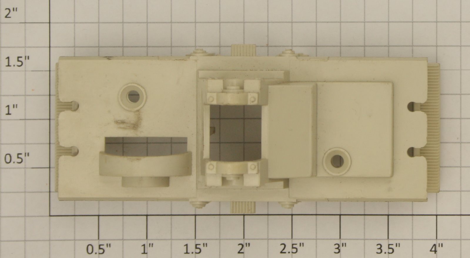 Lionel 65-3 Off-White Plastic Handcar Body with Weights