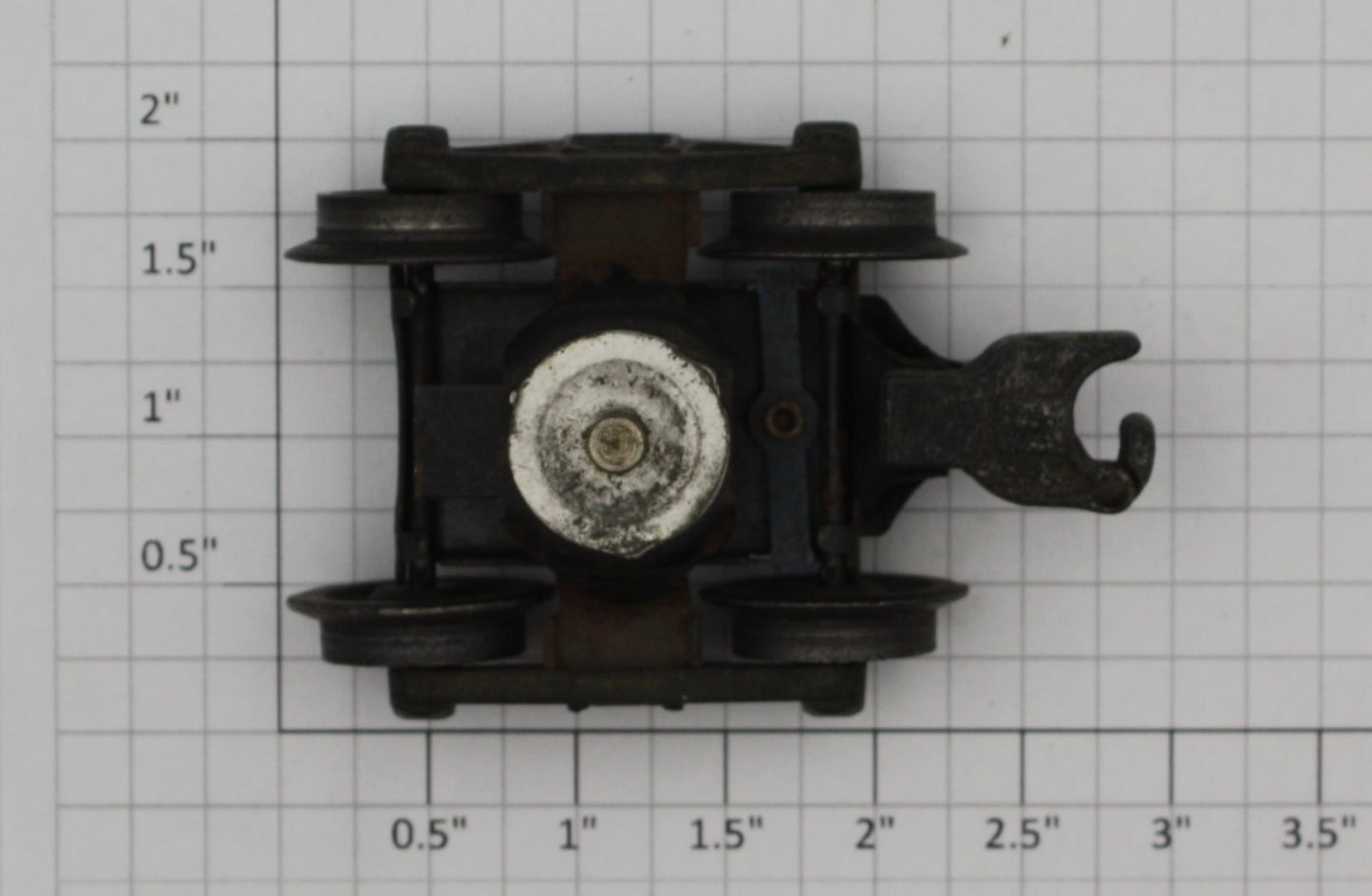 Lionel PT-2X Staple End Freight Car Operating Coupler Truck w/ Stud, No Tab