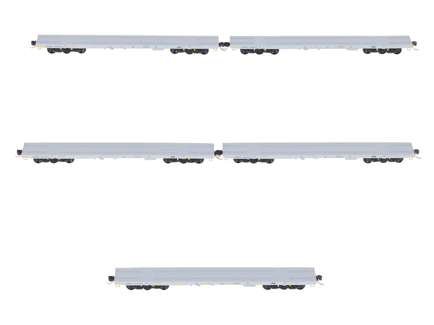 Micro-Trains 99301640 N Department Of Defense 68' Flatcar w/Loads (Set of 5)