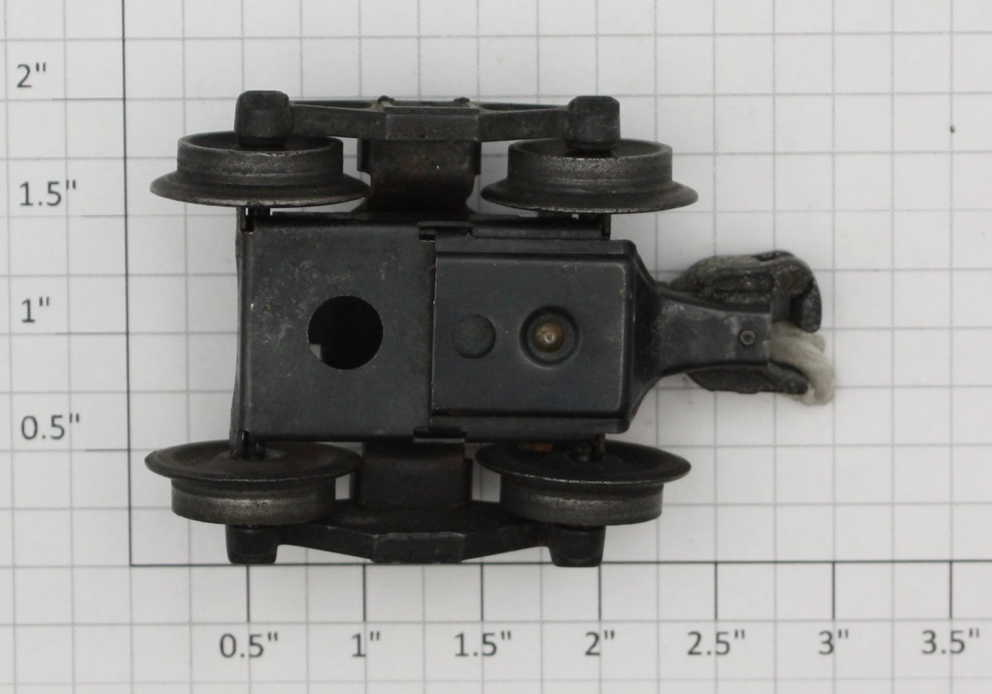 Lionel PT-2X Staple End Freight Car Operating Coupler Truck w/ Stud, No Tab