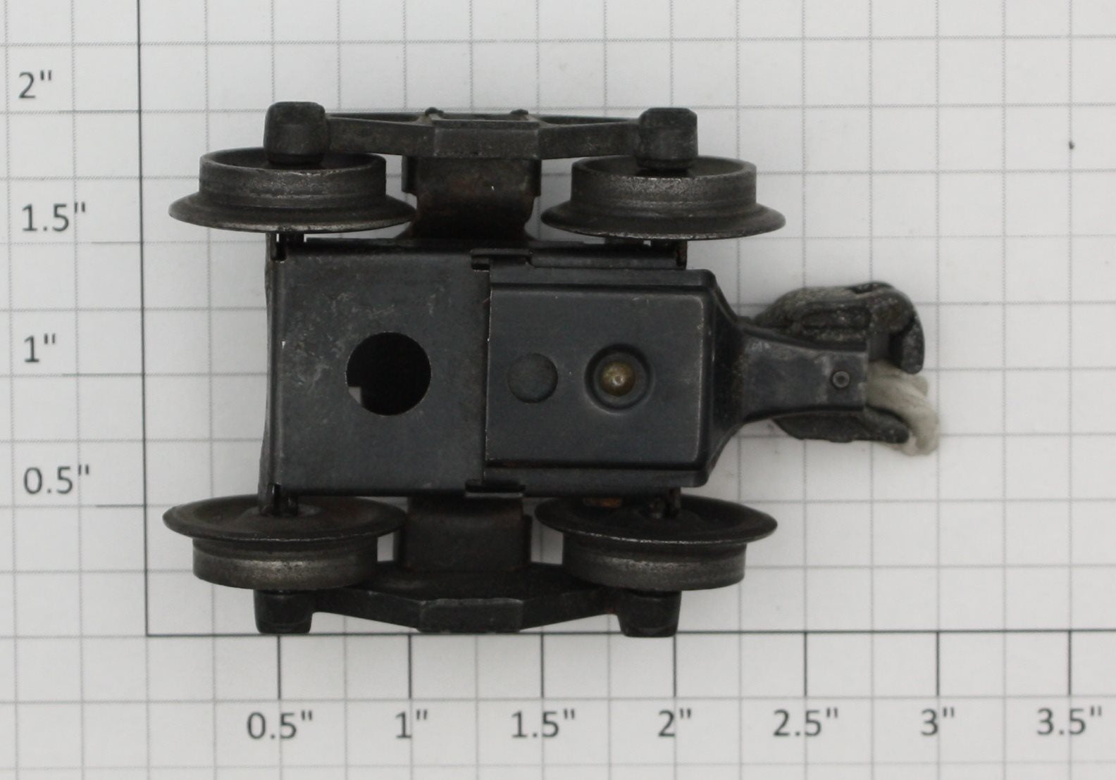 Lionel PT-2X Staple End Freight Car Operating Coupler Truck w/ Stud, No Tab