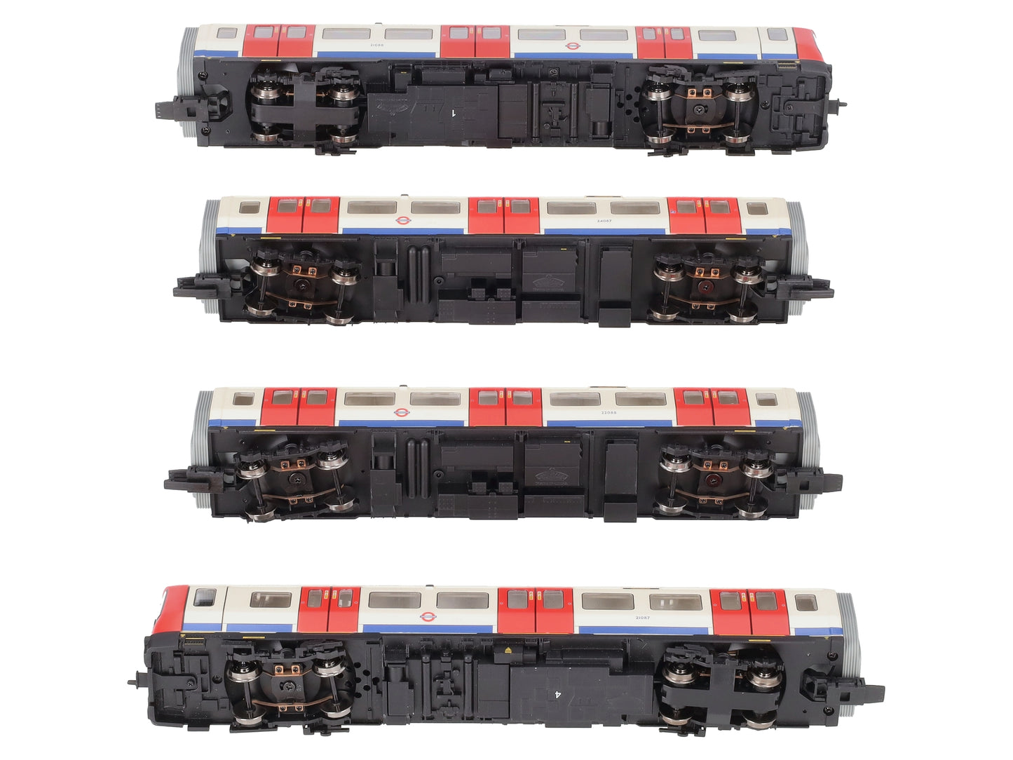 Bachmann 35-990 OO London Underground S Stock Motorized 4-Car Train Pack LN/Box