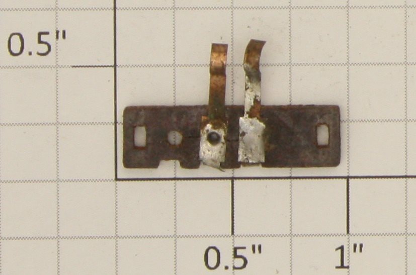 American Flyer XA9612-BR S Scale Reverse Unit Centered Bottom Finger