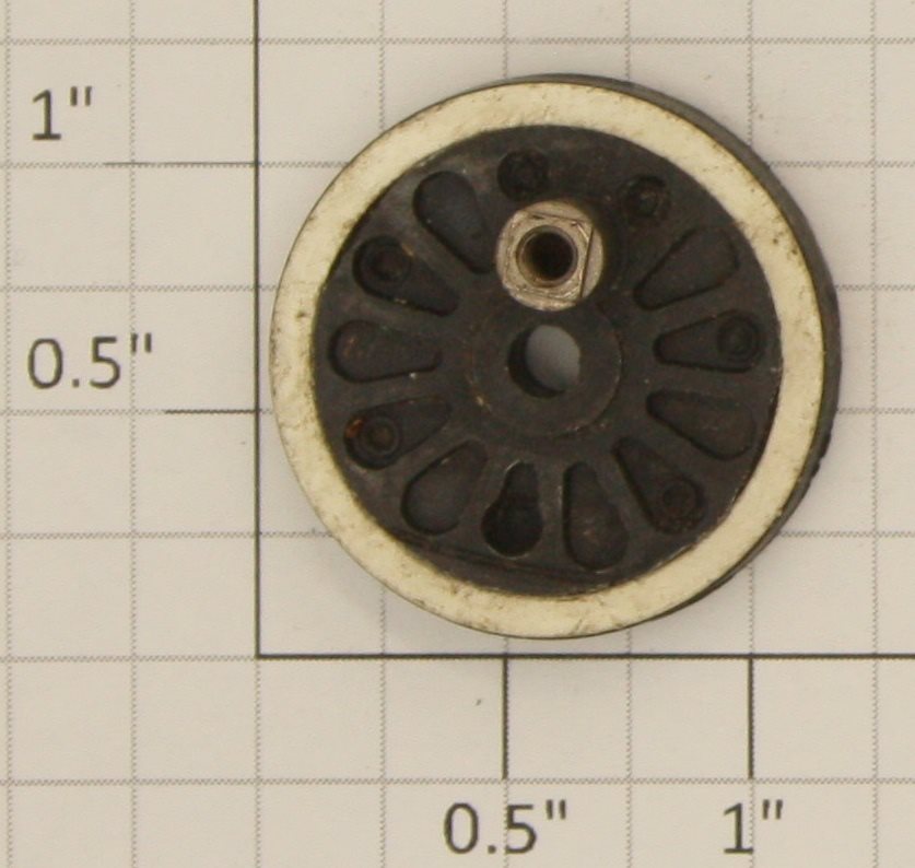 American Flyer XA10009B1 Metal Flangeless Wheel Assembly with Nickel Square Stud