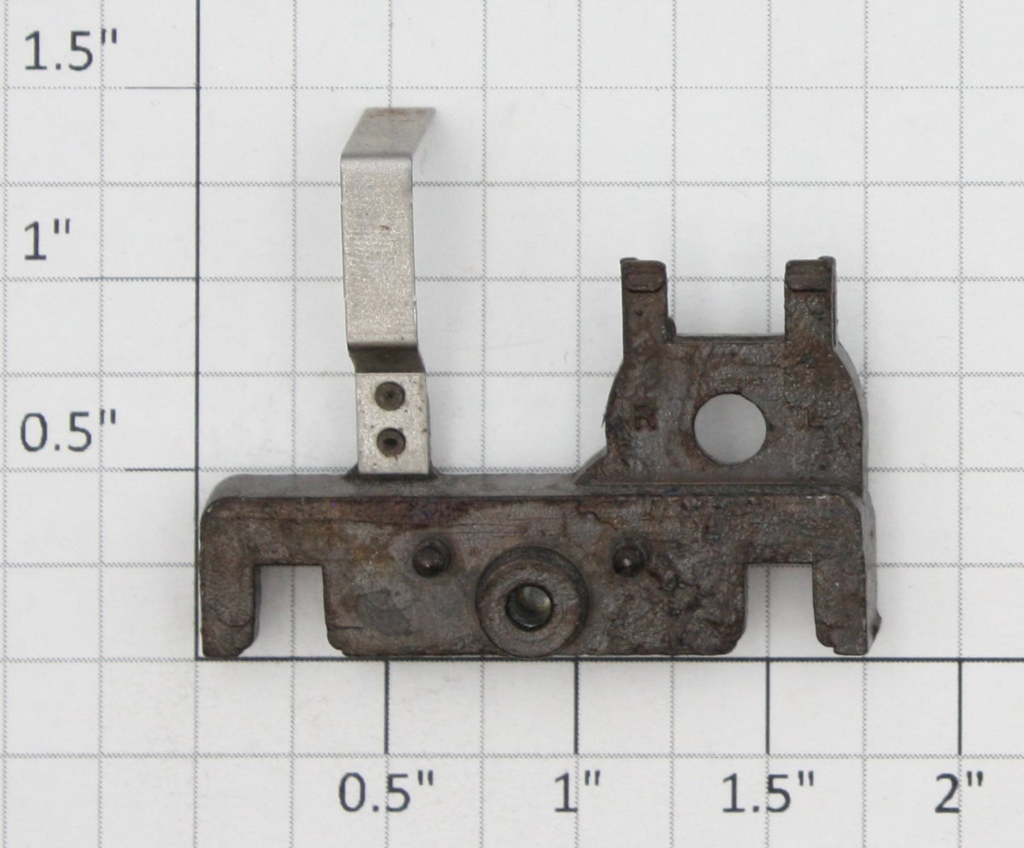 Roundhouse 23589 HO Front Right Truck Subframe