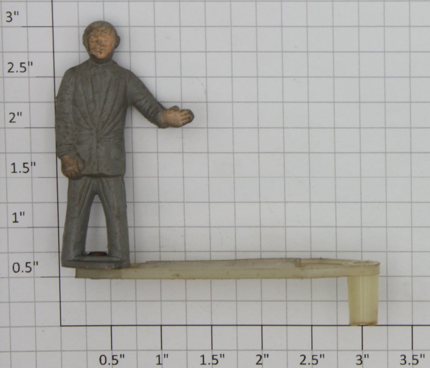 Lionel 128-57 Newsstand Figure with Pivot Arm