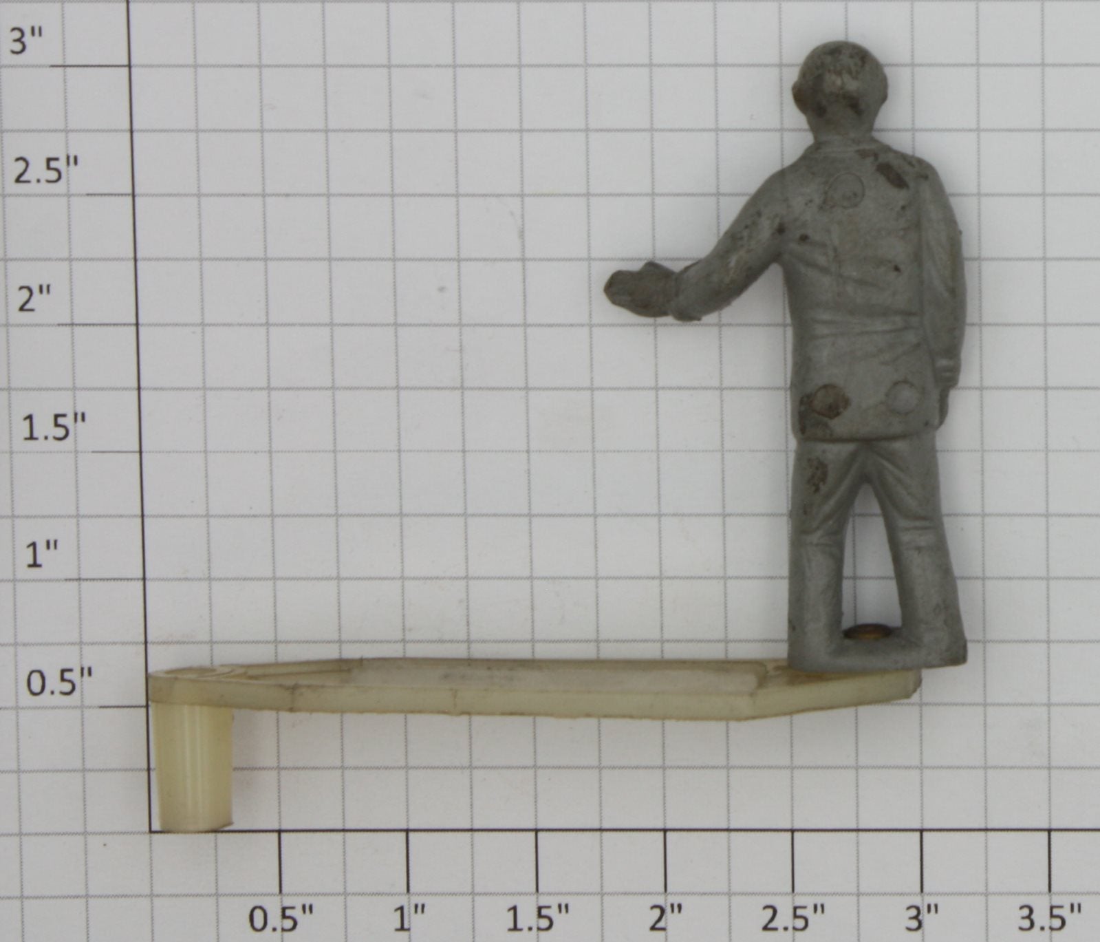 Lionel 128-57 Newsstand Figure with Pivot Arm