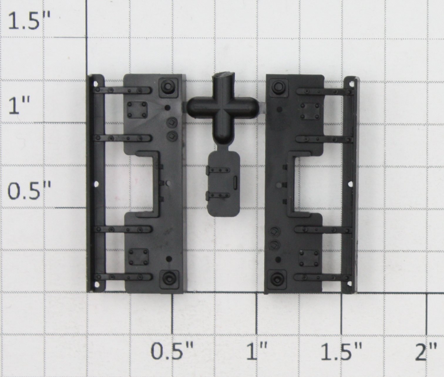 Roundhouse 22495 HO Black Plastic Pilot Kit
