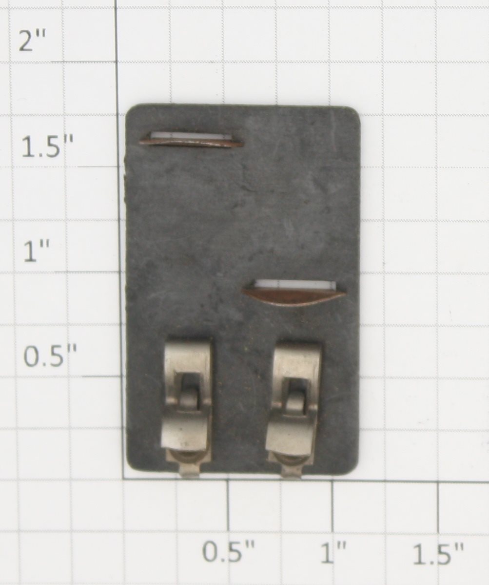 Marx MX600-1 O Gauge Vintage Fahnestock Track Power Lockon Connector