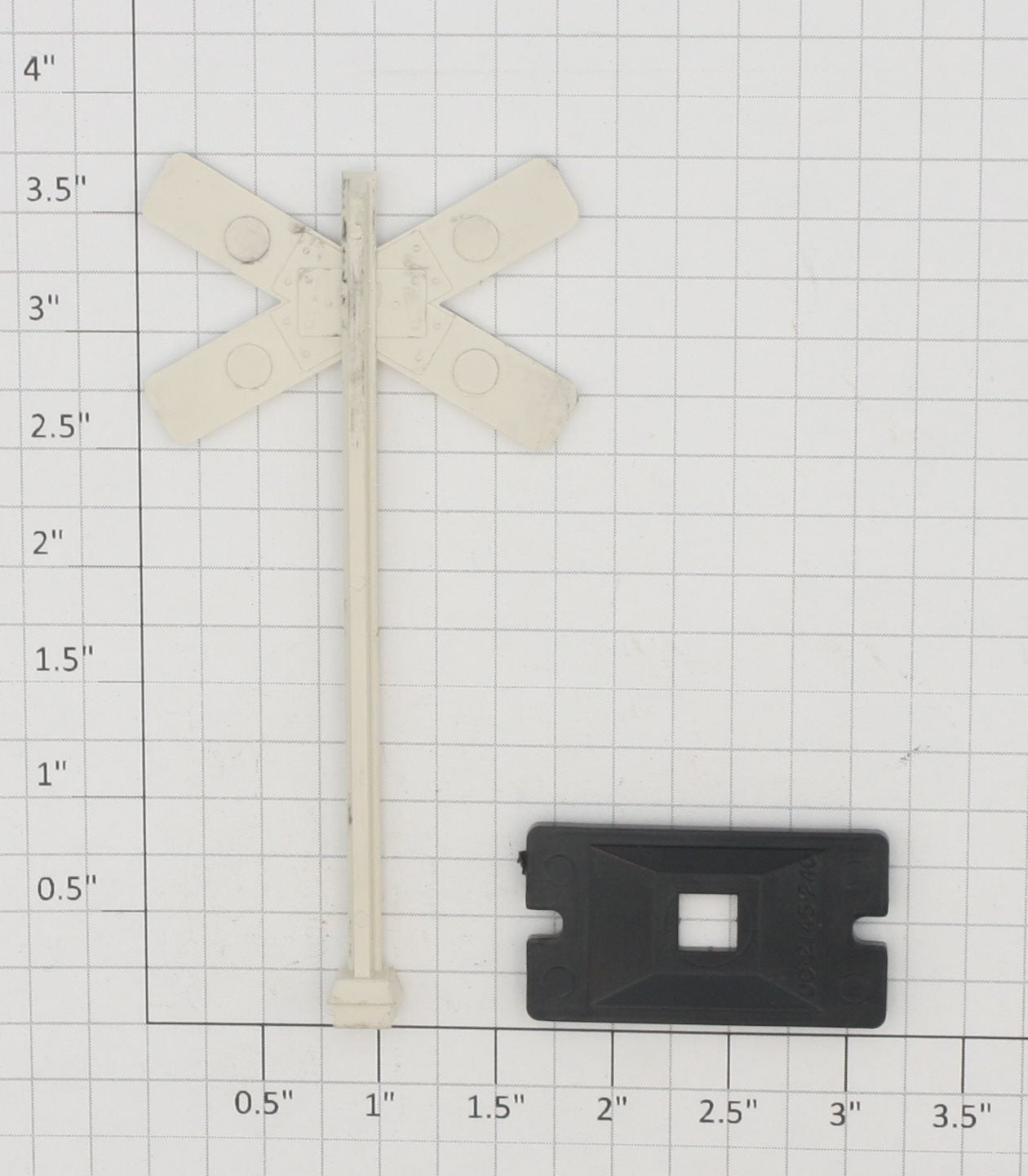 Lionel 309-29 Railroad Crossing Sign with Plastic Base