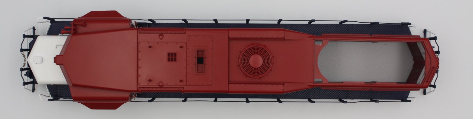 Lionel 82131-2 TPW GP-30 Legacy Shell #700