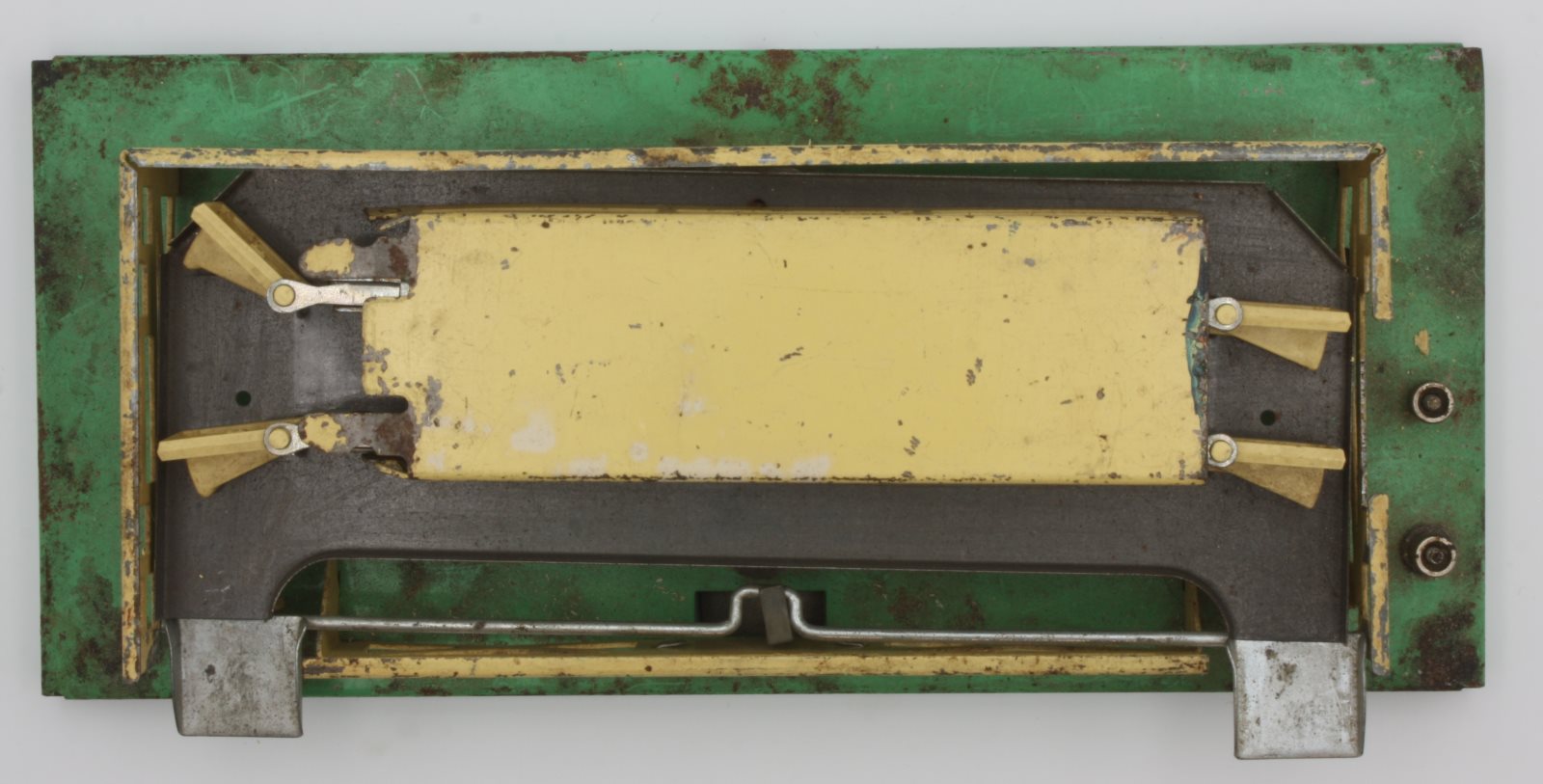 Lionel 3656-150 Corral Platform, Ramp, Bridge and Coil Bracket Assembly