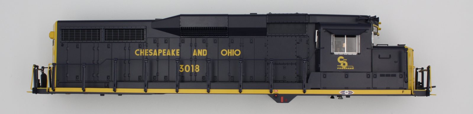 Lionel 82129-2 Chesapeake and Ohio GP-30 Legacy Shell #3018