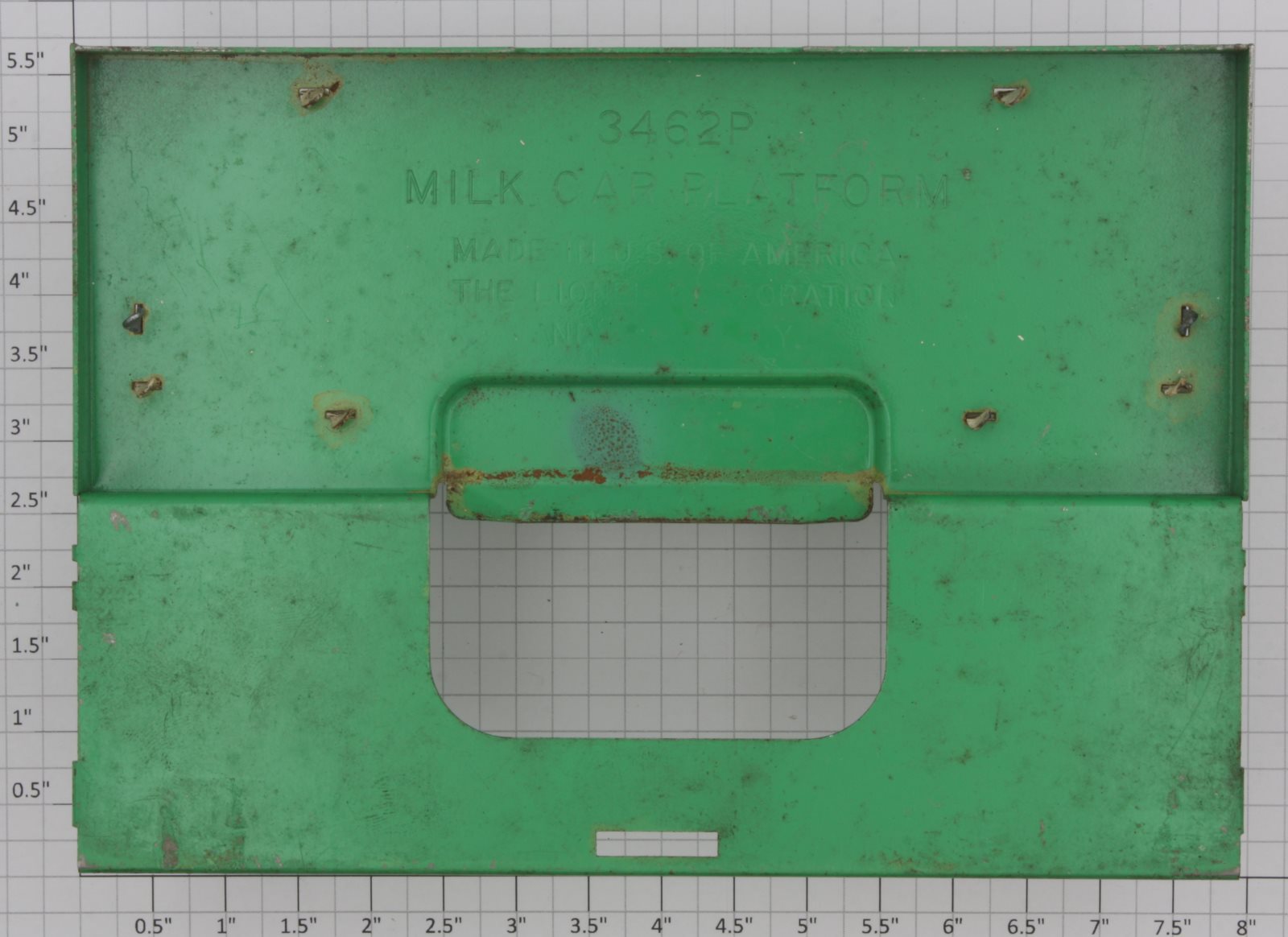 Lionel 3462P-1 Milk Car Platform Complete with Shelf